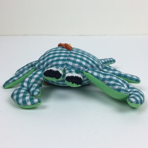 One handmade crab 🦀 keychain ornament - Picture 2 of 6